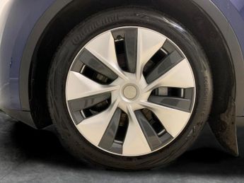 Tesla Model Y SUV RWD (346 ps) - LED - REVERSE CAM - NAV