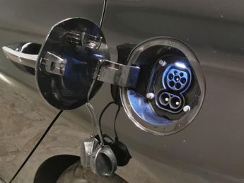 Hyundai Ioniq 38.3kWh Premium SE (136 ps) - REVERSE CAM - NAV - HEATED SEATS