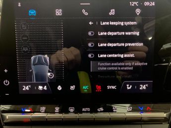 Renault Megane E-tech 60kWh iconic (optimum charge) (220 ps) - PARK ASSIST - LED - REV