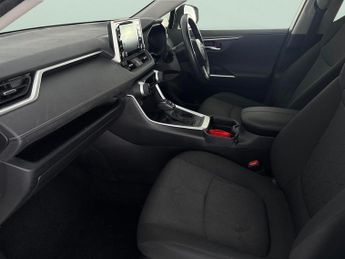 Toyota RAV4 2.5 VVT-h GPF Design CVT (218 ps) - KEYLESS ENTRY - LED - REVERS