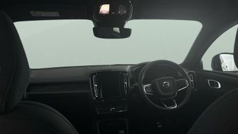 Volvo C40 Recharge 69kWh Core (231 ps) - PARK ASSIST - LED - NAV