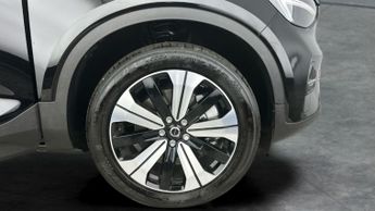 Volvo C40 Recharge 69kWh Core (231 ps) - PARK ASSIST - LED - NAV