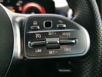 Mercedes-Benz A Class 1.3 A250e 15.6kWh AMG Line (Premium 2) Plug-in 8G-DCT (218 ps) -