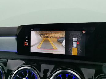 Mercedes-Benz A Class 1.3 A250e 15.6kWh AMG Line (Premium 2) Plug-in 8G-DCT (218 ps) -