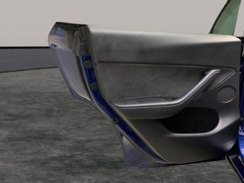 Tesla Model Y SUV RWD (346 ps) - LED - REVERSE CAM - NAV