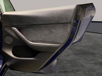 Tesla Model Y SUV RWD (346 ps) - LED - REVERSE CAM - NAV