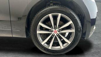 Jaguar F-PACE 2.0 P300 R-Sport AWD (300 ps) - CARPLAY - REVERSE CAM - HEATED S