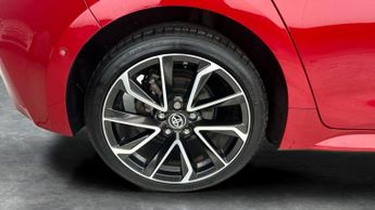 Toyota Corolla 1.8 VVT-h Excel CVT (122 ps) - REVERSE CAM - NAV - HEATED SEATS