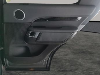 Land Rover Discovery 2.0 SD4 SE 4WD (240 ps) - REVERSE CAM - 7 SEATS - NAV