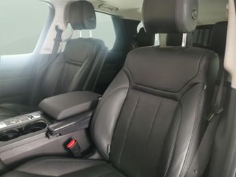 Land Rover Discovery 2.0 SD4 SE 4WD (240 ps) - REVERSE CAM - 7 SEATS - NAV