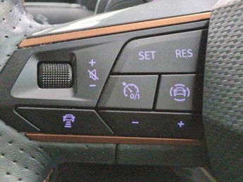 Cupra Formentor 1.5 TSI V2 DSG (150 ps) - LED - REVERSE CAM - NAV