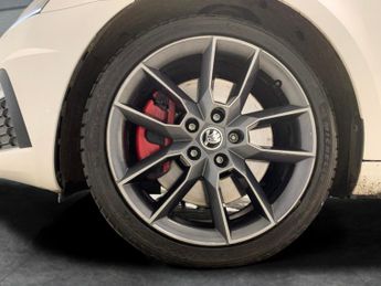 Skoda Octavia 2.0 TSI GPF vRS DSG (245 ps) - BLUETOOTH - CRUISE - PADDLE SHIFT