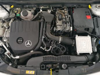 Mercedes-Benz A Class 1.3 A250e 15.6kWh AMG Line (Premium 2) Plug-in 8G-DCT (218 ps) -