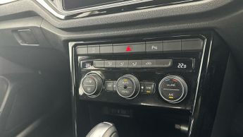 Volkswagen T-Roc 1.5 TSI EVO Black Edition DSG (150 ps) - DAB - BLUETOOTH - PADDL