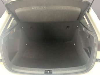 Skoda Scala 1.0 TSI SE DSG (110 ps) - CRUISE - 17IN ALLOYS - AIR CON