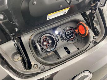 Nissan Leaf 39kWh N-Connecta (150 ps) - LANE DEPARTURE  - HEAT PACK