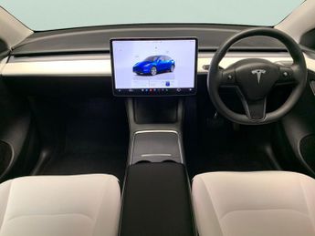 Tesla Model Y SUV RWD (346 ps) - LED - REVERSE CAM - NAV