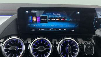 Mercedes-Benz EQA EQA 250 66.5kWh AMG Line (Premium Plus) (190 ps) - REVERSE CAM -