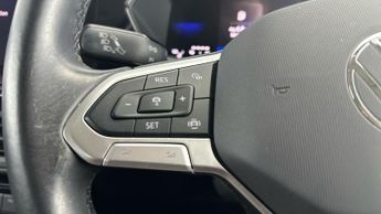 Volkswagen T-cross 1.0 TSI Black Edition DSG (110 ps) - CARPLAY - LED - BLIND SPOT 