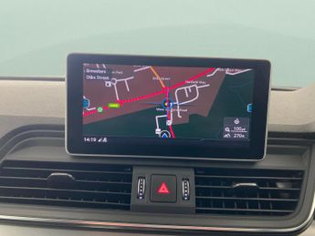 Audi Q5 2.0 TDI 40 S line S Tronic quattro (190 ps) - SPORTS SEATS - DAB