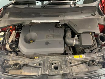 Land Rover Discovery Sport 1.5 P300e 12.2kWh R-Dynamic SE Plug-in 4WD (309 ps) - KEYLESS EN