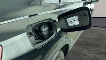 Audi Q3 1.4 TFSIe 45 Technik Plug-in S Tronic 13kWh (245 ps) - DRIVING M