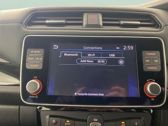 Nissan Leaf 39kWh N-Connecta (150 ps) - LANE DEPARTURE  - HEAT PACK