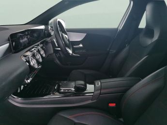 Mercedes-Benz A Class 1.3 A250e 15.6kWh AMG Line (Premium 2) Plug-in 8G-DCT (218 ps) -