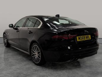 Jaguar XE 2.0 D180 R-Dynamic S (180 ps) - NAV - LANE DEPARTURE  - WIFI