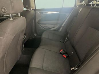 Vauxhall Insignia 1.5 Turbo D SE Nav Grand Sport (122 ps) - BLUETOOTH - CRUISE