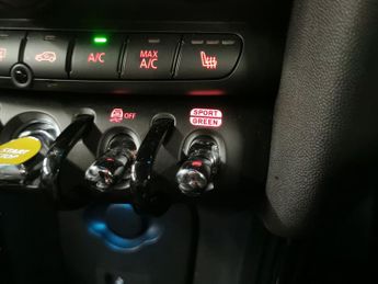 Mini Electric Hatch Cooper SE 32.6kWh Level 2 (184 ps) - INTERIOR LIGHT PACK - NAVIG