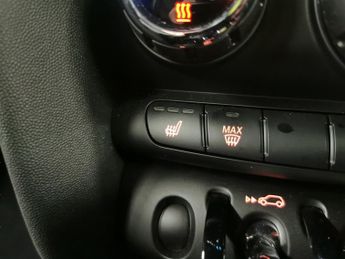 Mini Electric Hatch Cooper SE 32.6kWh Level 2 (184 ps) - INTERIOR LIGHT PACK - NAVIG