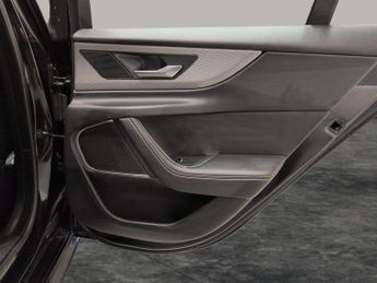 Jaguar XE 2.0 D180 R-Dynamic S (180 ps) - NAV - LANE DEPARTURE  - WIFI