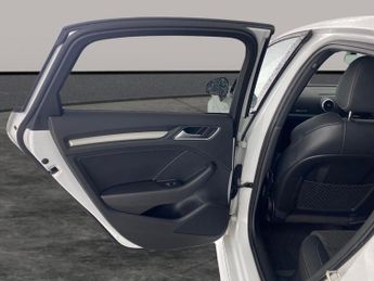 Audi A3 1.5 TFSI CoD Black Edition S Tronic (150 ps) - BLUETOOTH - CRUIS