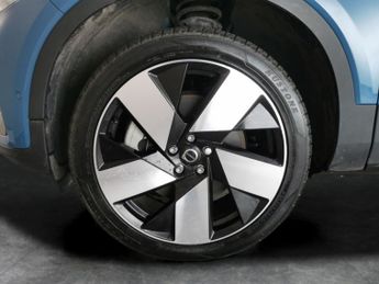 Volvo C40 Twin Recharge 78kWh Ultimate AWD (408 ps) - HK AUDIO - CARPLAY