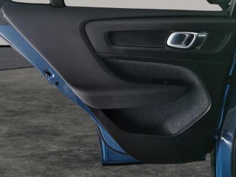 Volvo C40 Twin Recharge 78kWh Ultimate AWD (408 ps) - HK AUDIO - CARPLAY