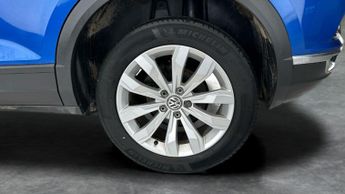 Volkswagen T-Roc 1.5 TSI GPF EVO SE DSG (150 ps) - ISOFIX - ELECTRONIC HAND BRAKE