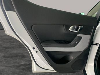 Polestar Polestar 2 Single Motor 64kWh Standard Range Fastback FWD (224 ps) - REVERS