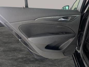 Vauxhall Insignia 1.5 Turbo D SE Nav Grand Sport (122 ps) - BLUETOOTH - CRUISE