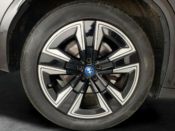 BMW iX3 80kWh M Sport (286 ps) - DRIVING ASSISTANT - PARK ASSIST - REVER