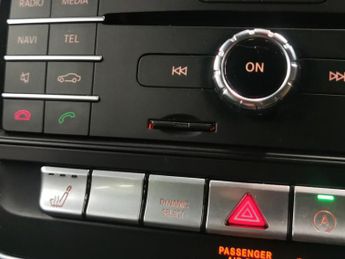 Mercedes-Benz GLA 1.6 GLA200 AMG Line Edition 7G-DCT (156 ps) - COMFORT PACK - BLU