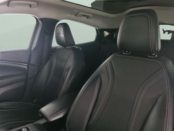 Ford Mustang Mach-e Extended Range 91kWh Automatic (294 ps) - KEYLESS ENTRY - LED - 