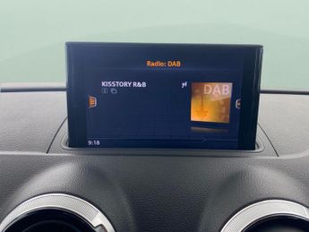 Audi A3 1.5 TFSI CoD Black Edition S Tronic (150 ps) - BLUETOOTH - CRUIS