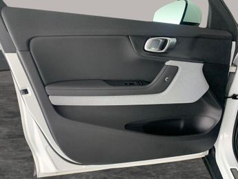 Polestar Polestar 2 Single Motor 64kWh Standard Range Fastback FWD (224 ps) - REVERS