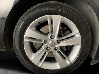 Vauxhall Insignia 1.5 Turbo D SE Nav Grand Sport (122 ps) - BLUETOOTH - CRUISE