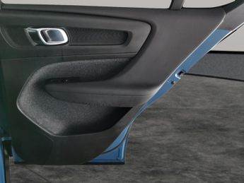 Volvo C40 Twin Recharge 78kWh Ultimate AWD (408 ps) - HK AUDIO - CARPLAY