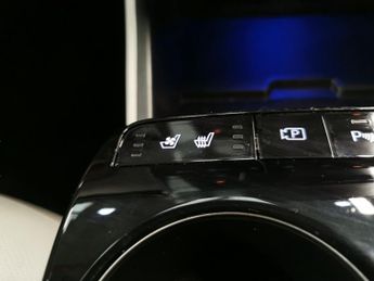 Hyundai Tucson 1.6 h T-GDi Ultimate (230 ps) - KEYLESS ENTRY - HEAT AND COOL SE