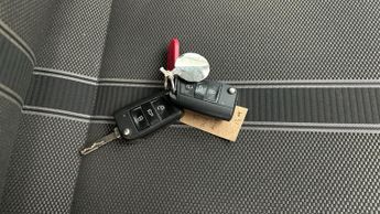 Volkswagen T-Roc 1.5 TSI GPF EVO SE DSG (150 ps) - ADAPT CRUISE - CARPLAY - DAB