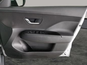 Hyundai Kona 65.4kWh Advance (218 ps) - LANE DEPARTURE  - REGENERATIVE BRAKIN