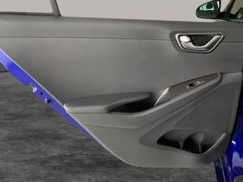 Hyundai Ioniq 38.3kWh Premium SE (136 ps) - LED - REVERSE CAM - NAV